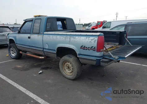 1990 Chevrolet Gmt-400 K2500 из США, поврежденный, VIN 2GCFK29K6L1169548